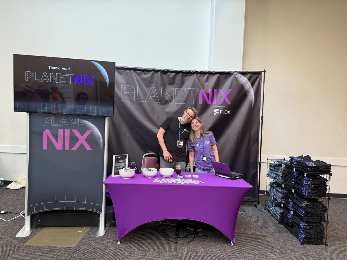 Planet Nix tweet media