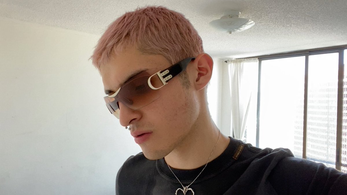 gotcIouds's tweet image. #twinning