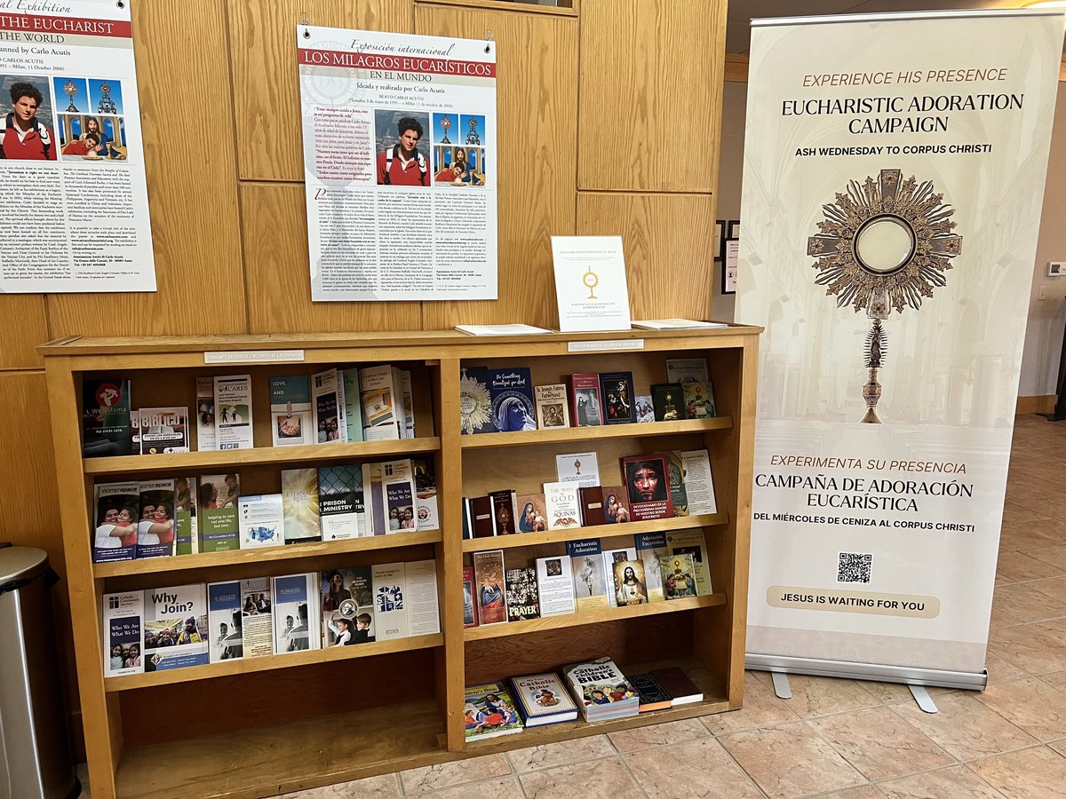 Did you know St. Alice has free adoration resources? Check out our new libraries in the church vestibule and #adoration chapel.
We kindly ask that you return the prayer books for the next adorer, but you are welcome to keep the prayer cards and pamphlets.