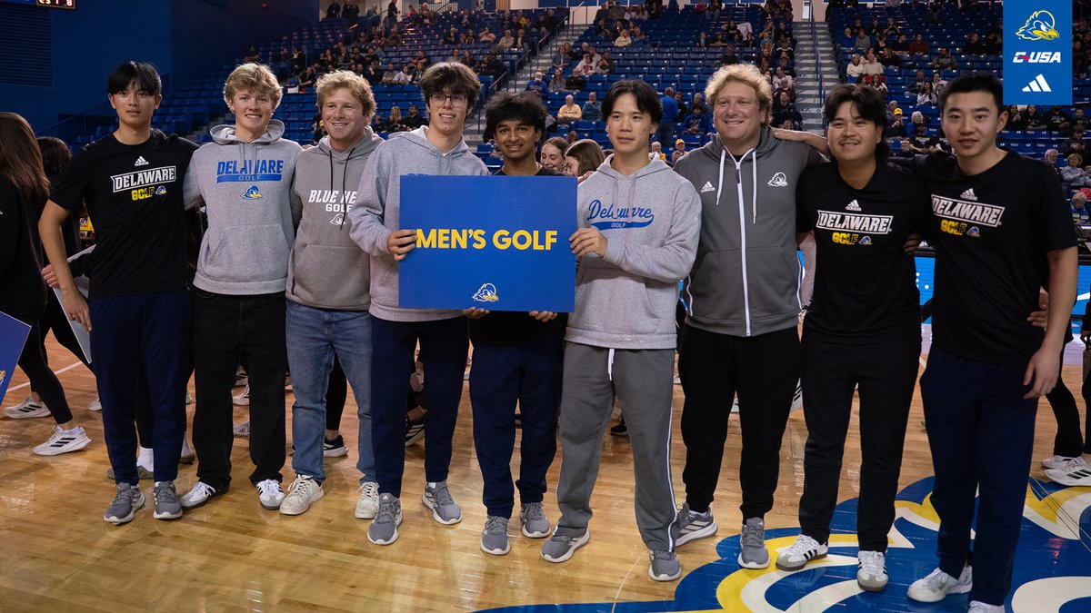 Had the whole squad on the the court last night at <a href="/DelawareMBB/">Delaware Men’s Basketball</a> for the 3.0 fall GPA recognition! 📖
