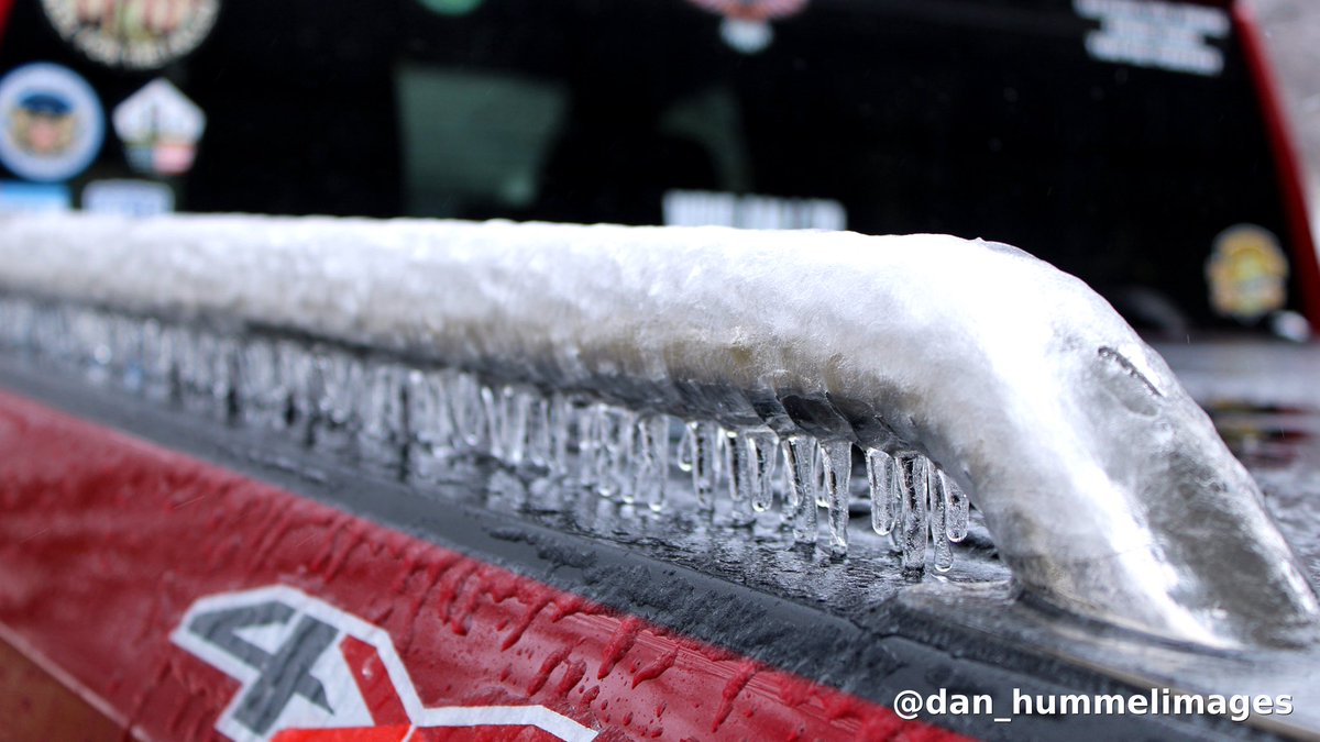 wxman_dan's tweet photo. Icy scenes in Western NY this morning! All this to make a run at 70° tomorrow 🧊 #nywx @Wxandgardenguy @EricSnitilWx @NWSBUFFALO https://t.co/EItt9po4Rg