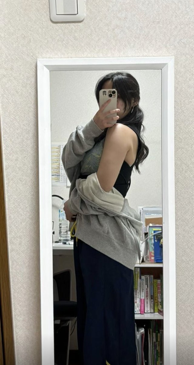 senarko6's tweet photo. 最近变胖了😭 https://t.co/d5tRyFpKqz