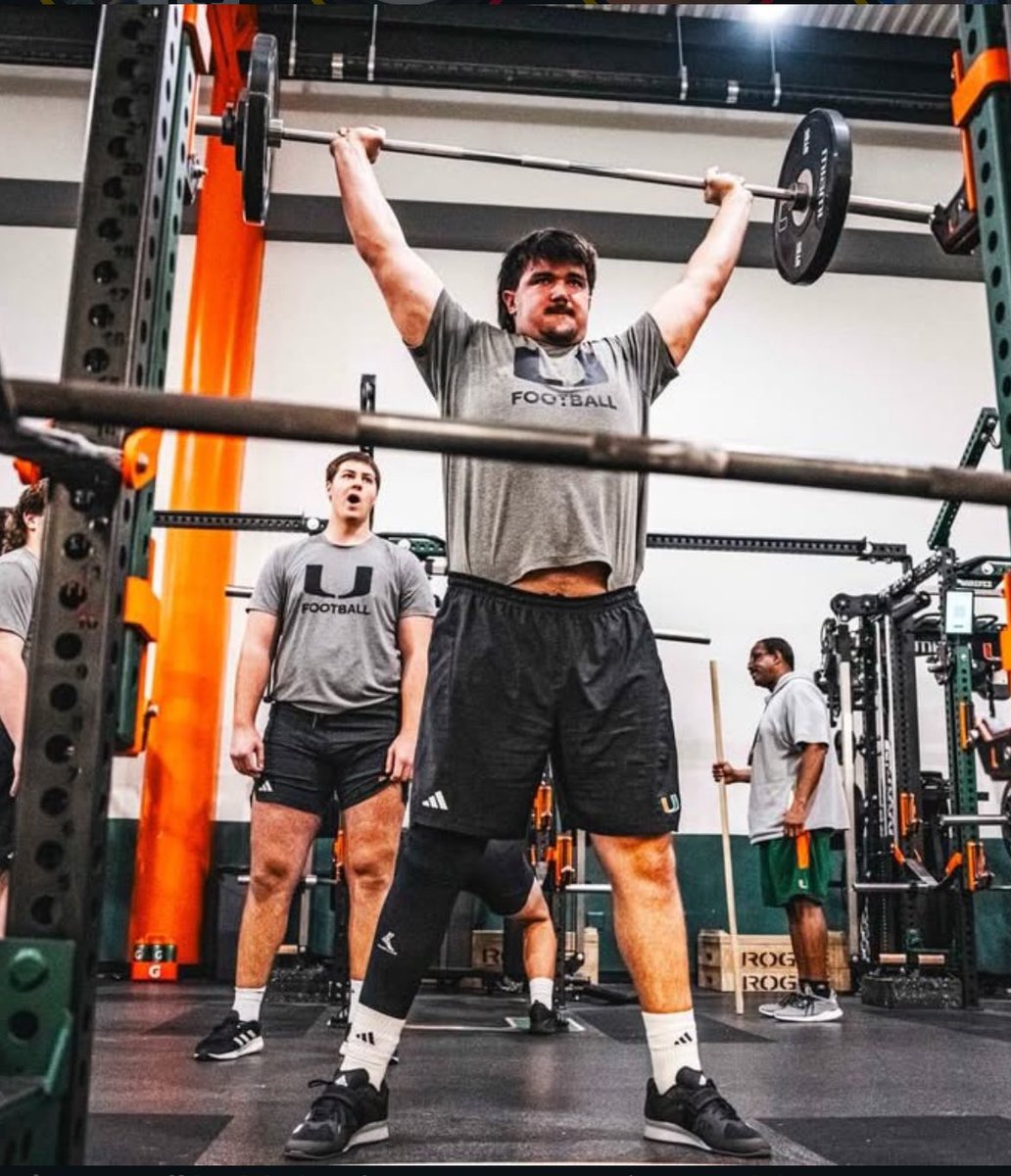 BLEED ORANGE AND GREEN tweet media