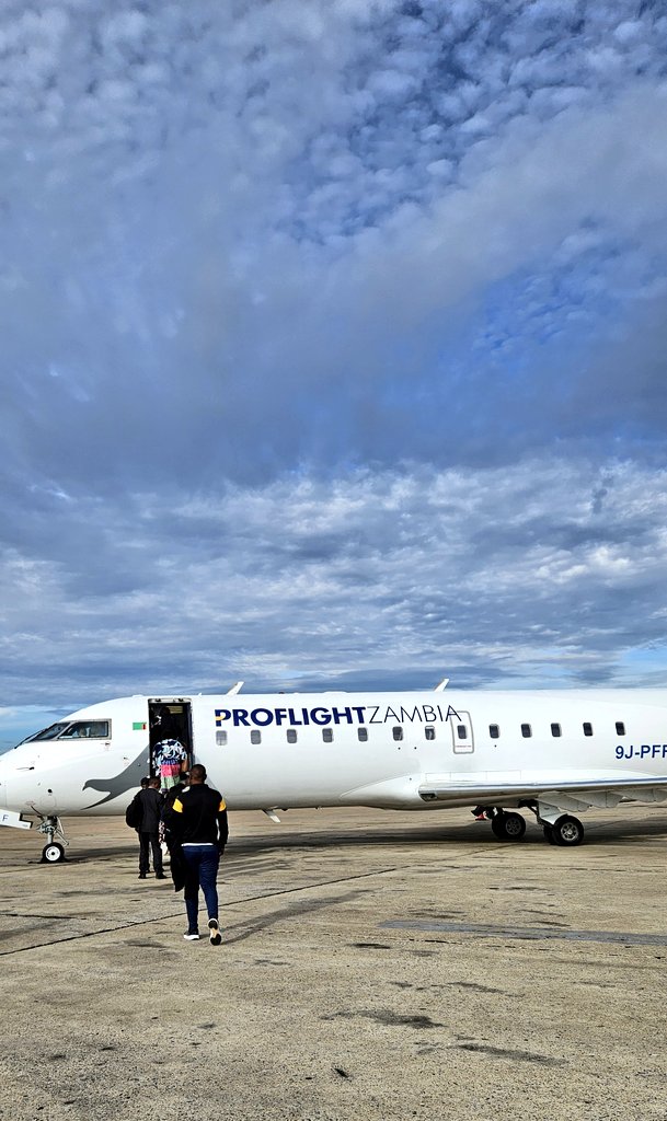 Ngoza 💋 tweet media