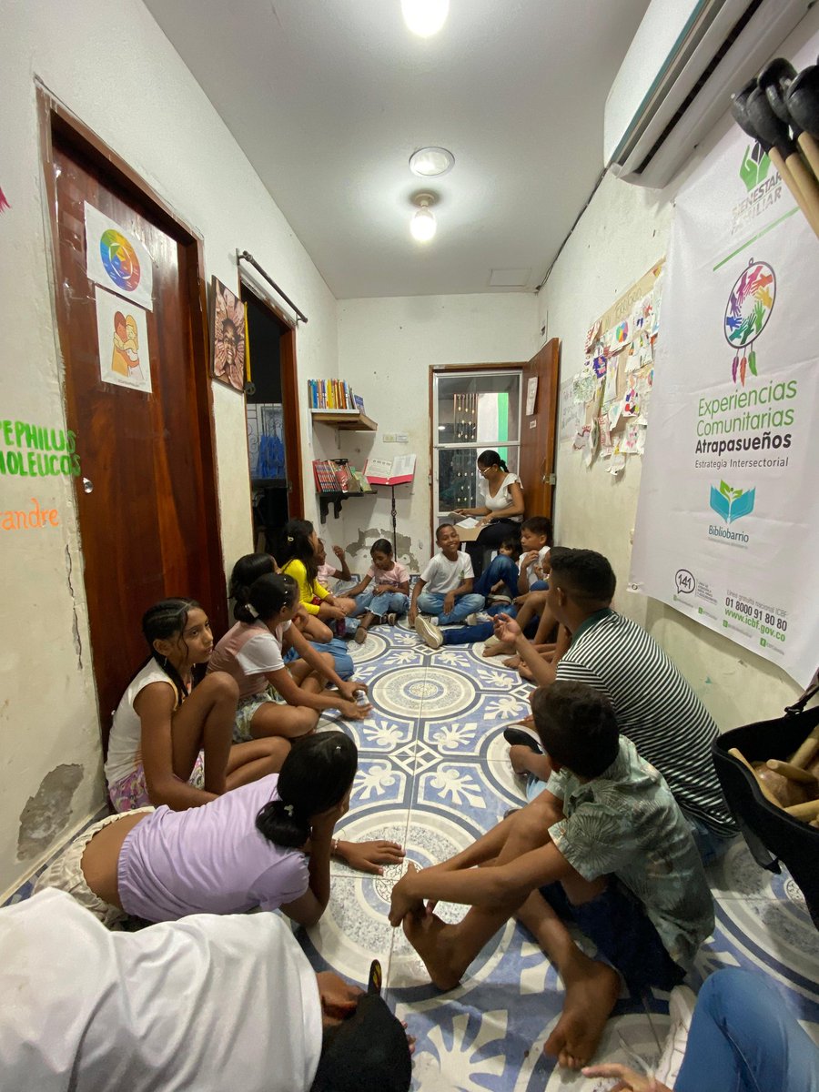 Fundación Escuelas Bibliobarrio tweet media