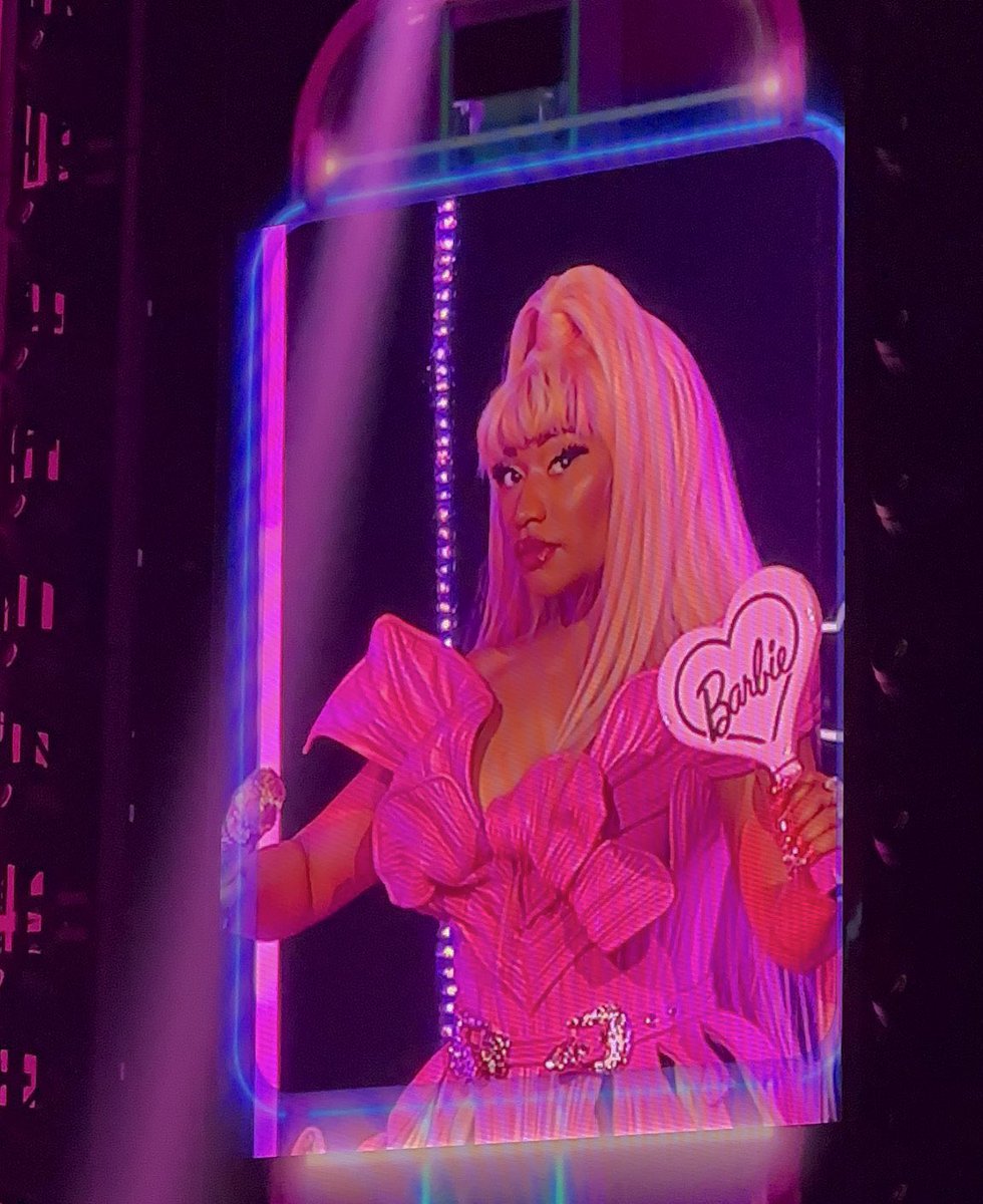 𝙈𝙅♋︎🧁 tweet media