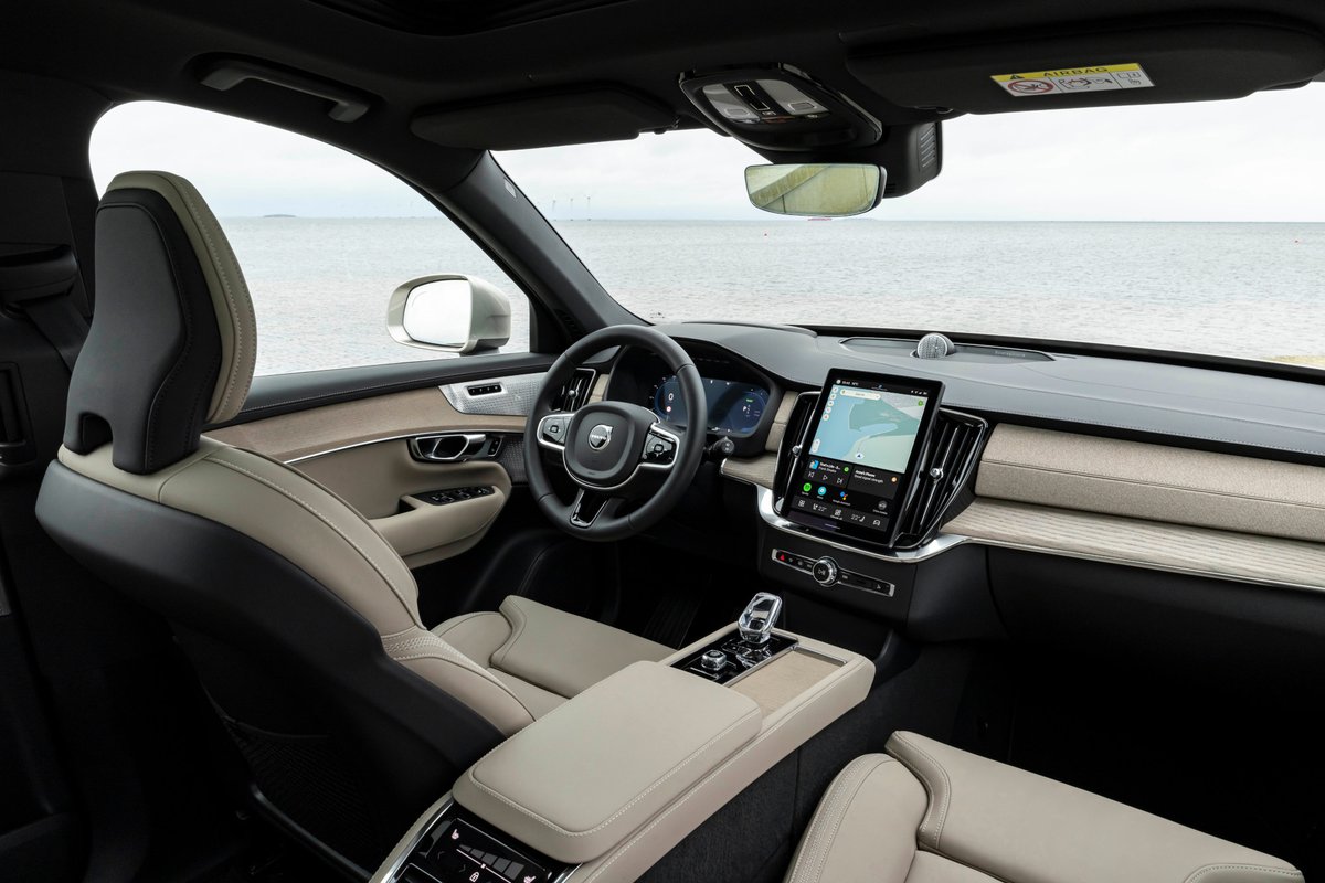 Portland Volvo Cars tweet media