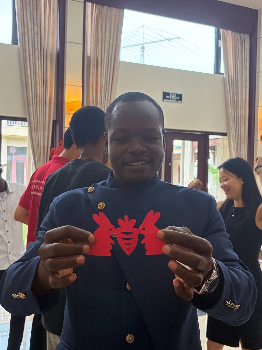 Ambassade de Chine au Cameroun tweet media