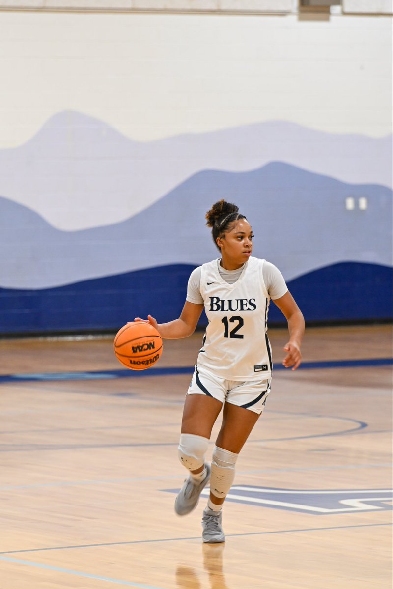 Asheville School Girls Basketball tweet media