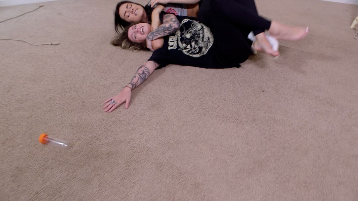 SeductiveStudios tweet media