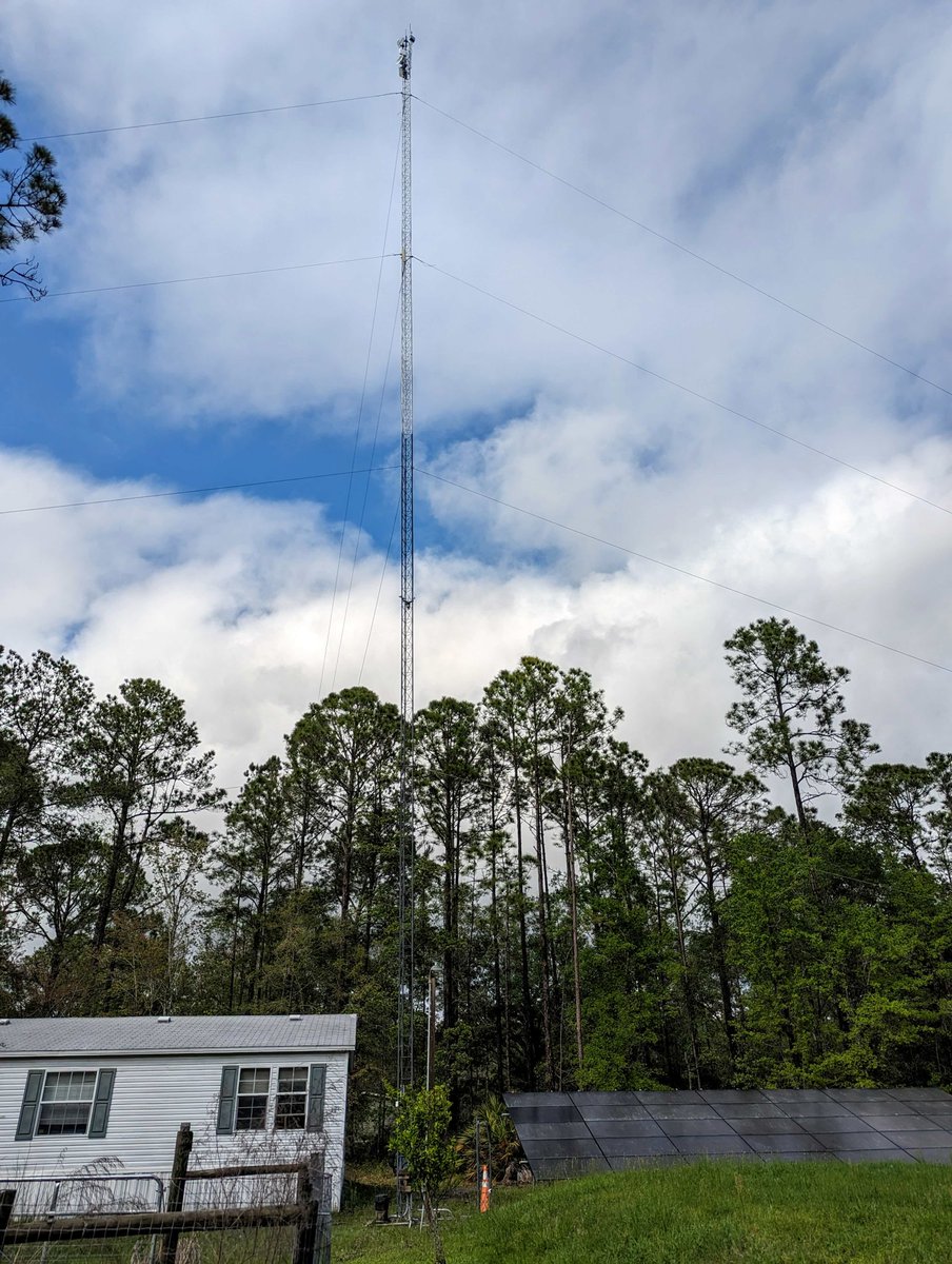 FlightAware tweet media