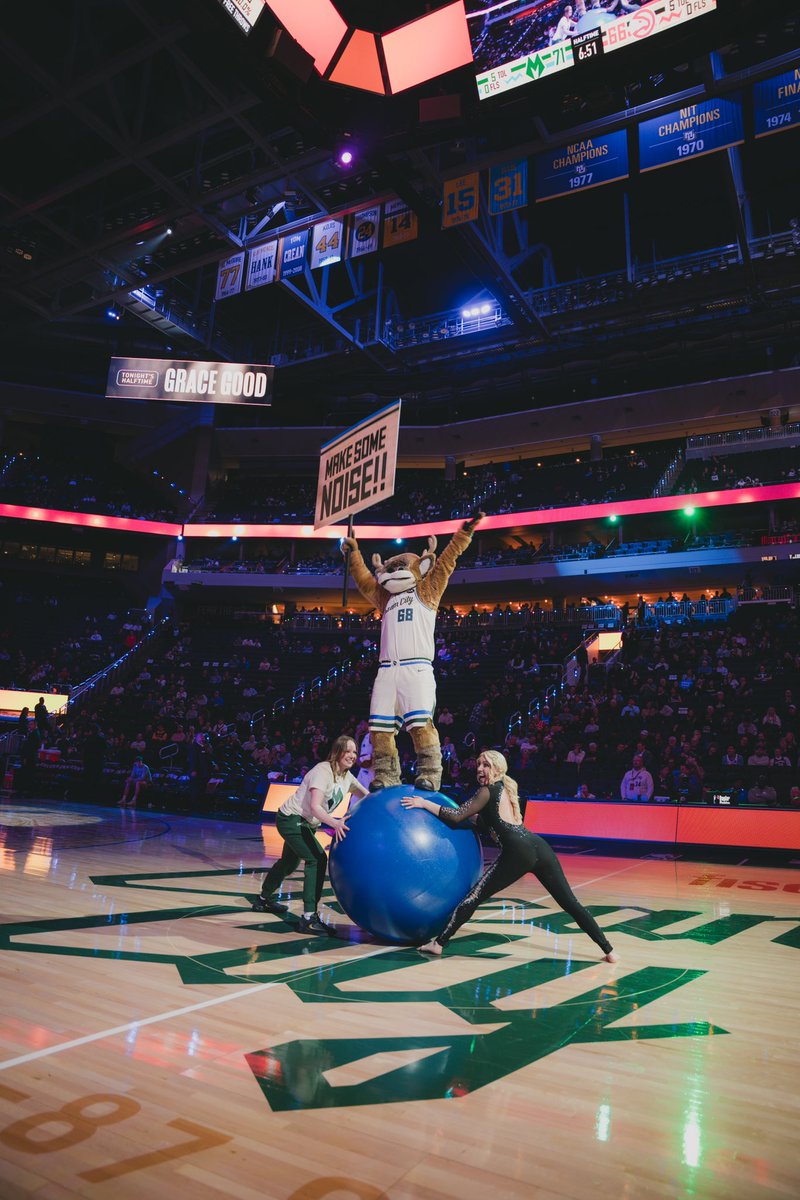 BucksBango's tweet photo. 🔵 https://t.co/CCQgqcb4Wd