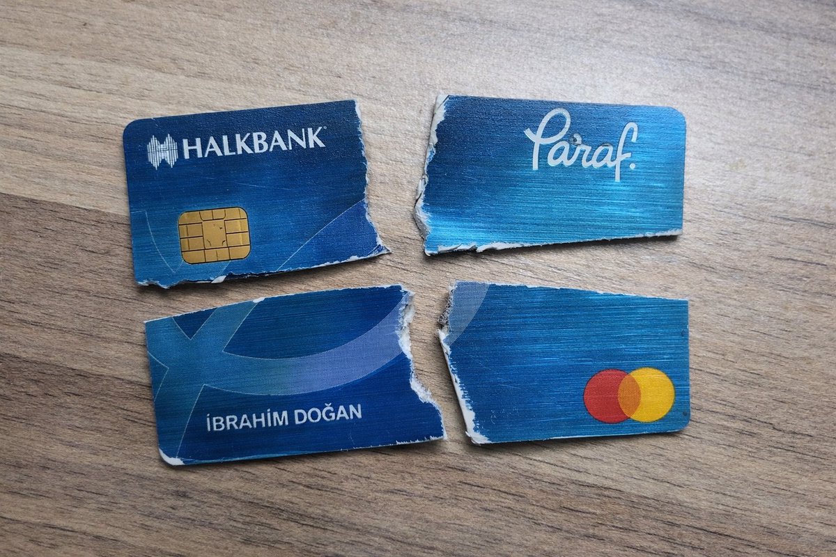 doganibram's tweet photo. Yazıklar olsun Şanlıurfa daki Bankalara öğretmene reva görülen bu mudur Promosyonda dalga geçer gibi rakamlarla öğretmen kaldırılmaya çalışılıyor
#eyyübiye
#haliliye
#UrfaPromosyonRezilliği
@Halkbank @ziraatbankasi @isbankasi @Akbank @YapiKredi @DenizBank @VakifBank @GarantiBBVA https://t.co/9u5z7HTRt6