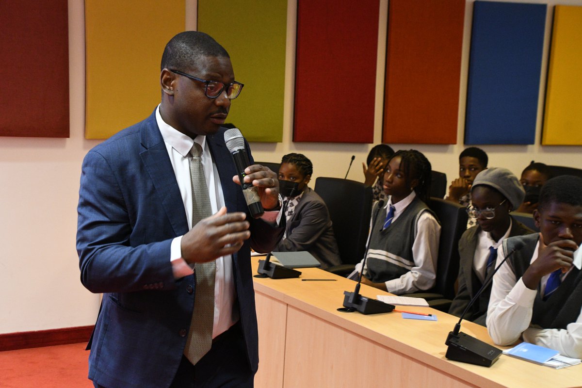 unesco_abuja's tweet image. We were delighted to welcome students from Salem Secondary School, Lugbe, Abuja. Their curiosity and enthusiasm remind us why empowering young people through education remains at the heart of building a sustainable future.

#EducationForAll #UNESCO #LearningNeverStops