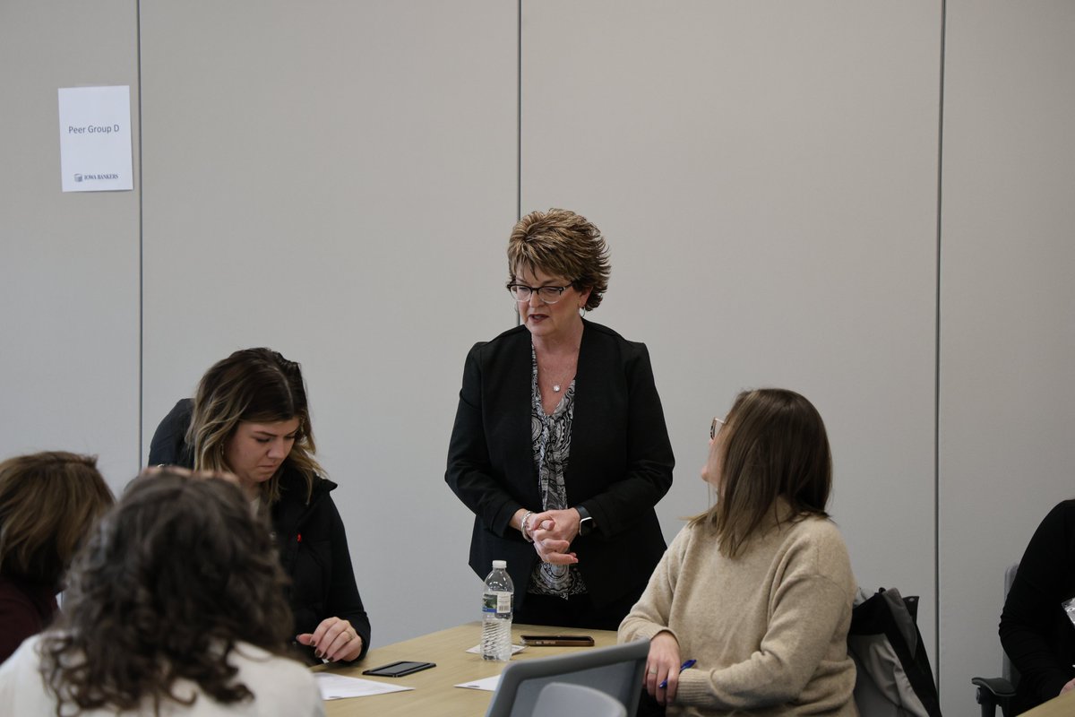 Last week, I had the honor of leading a workshop for Iowa Bankers Association marketing and communications professionals on The Power of Storytelling in Business Communications.

In a time when AI is rapidly transforming how content is created, one thing remains constant: