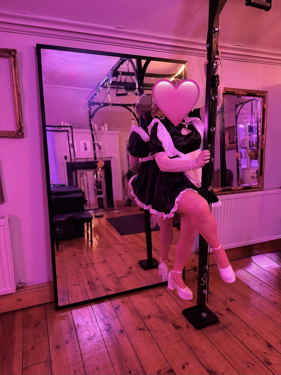 Lady Imogen Embers - Dublin tweet media