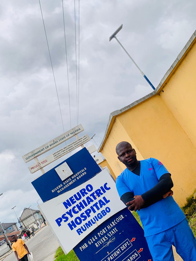 Name: Onyema Samuel.
School: University of Port Harcourt.

Nurses and student nurses represent your school with a picture. Let's connect. 🩺😇
#nurse #Nursing #students