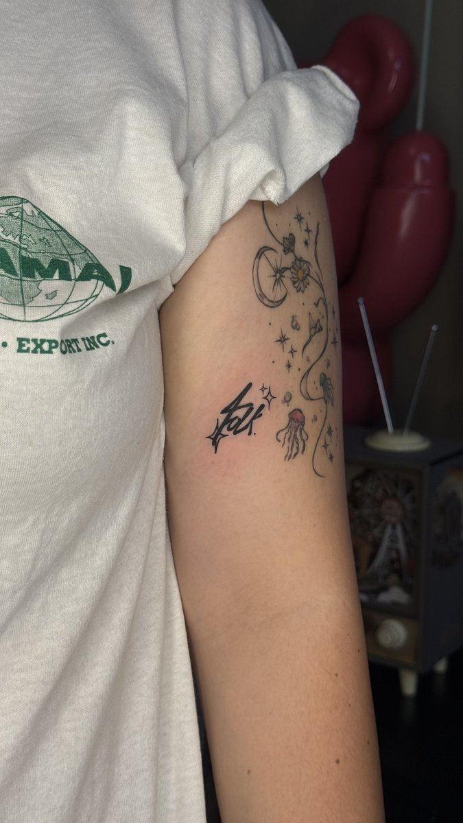 แอคนี้คิดถึงลาโฟล์ค tweet media