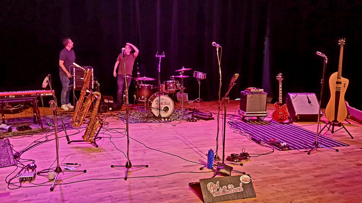 camatback's tweet photo. Tonight Mellerud. Kulturbruket på Dal. Pink Cadillac Band. https://t.co/XiBx1RZcIF