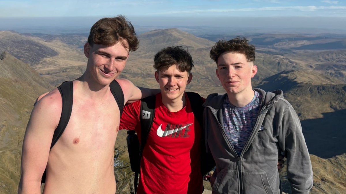 JustGiving tweet media