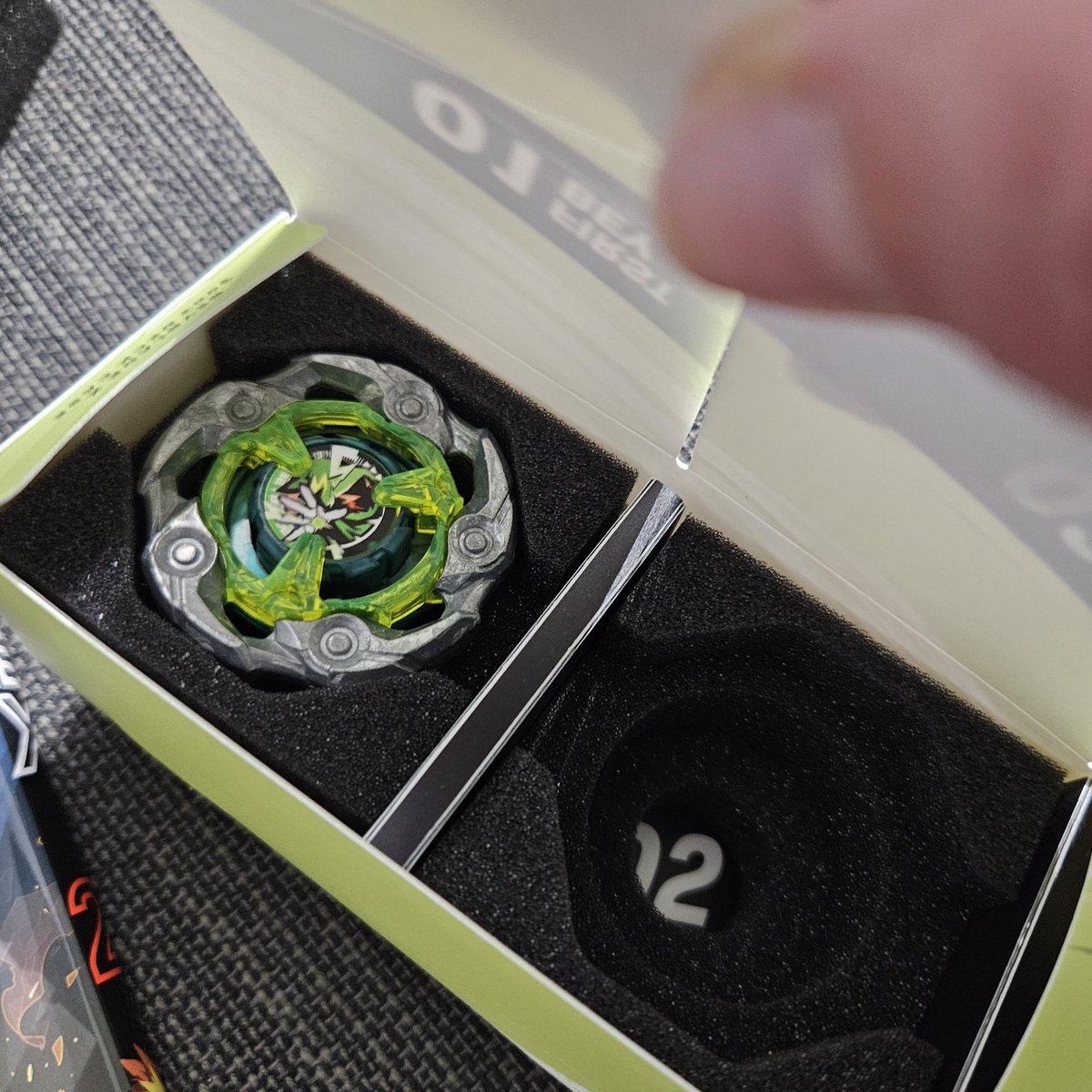 Me acaban de llegar las bases de esponja para el deck box 🤩 quedan super bien.
Están hechas por <a href="/fukuoka_iiduka/">DREAM BOX</a>