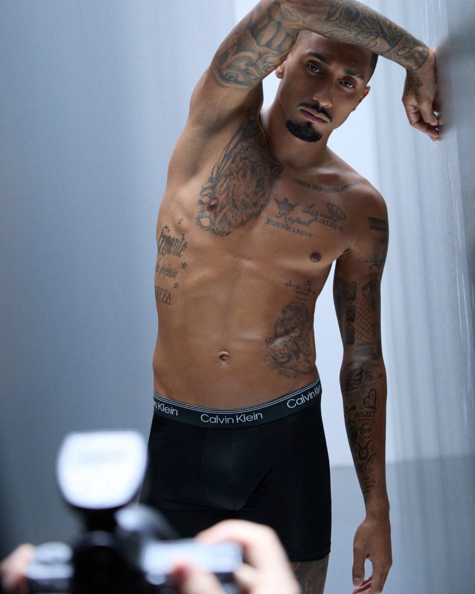 calvinklein tweet media