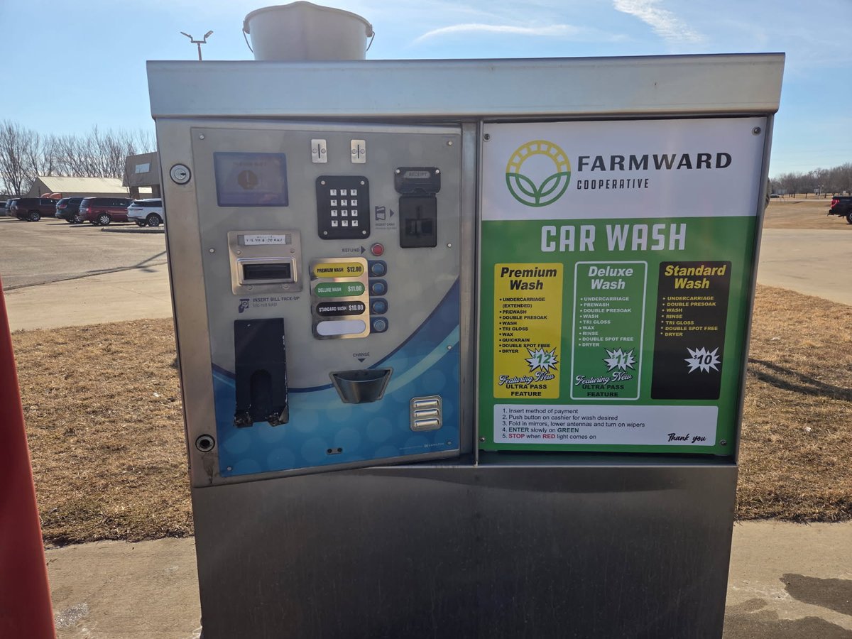 apdesignpro's tweet image. Helping bring the  Farmward Cooperative brand to life across Southwest Minnesota.

Buildings, signage, equipment, and more.

Great seeing the new look take shape across the region.

#MarshallMN #SWMN #Signage