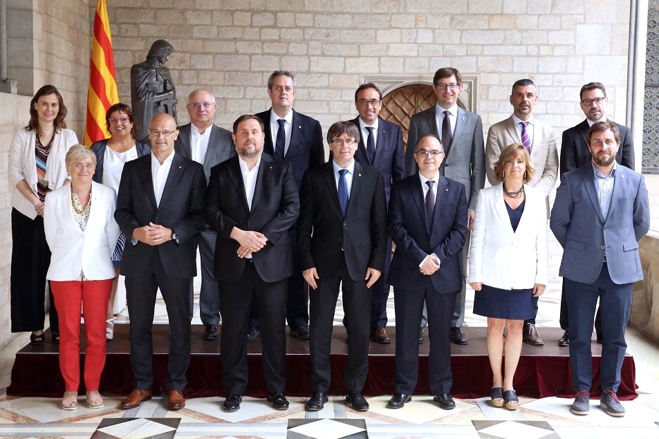 perinno's tweet photo. "Jau, #Coloma! Jau!"... 🤣🤣🤣
🐕
Quina riota és l'estimada 🇪🇦 del vellot #corrupte #Pujol 👴🏻🇪🇦💸 i de tots els llimacs 🐌 i 🐀 #processistes que fa mig segle que ens porten al pedregar.
@HelpCatalonia, dear Mr. @realDonaldTrump @POTUS!
You can!
#SalvemCatalunya 💙
©️perinno🏌🏻♂️ https://t.co/v4OS0AKjJA