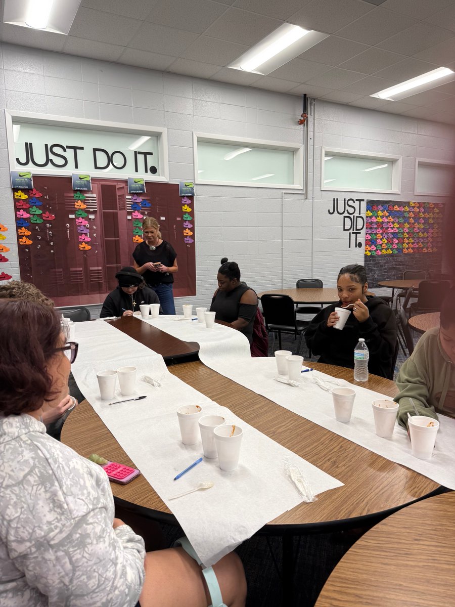 Edwards Academy tweet media