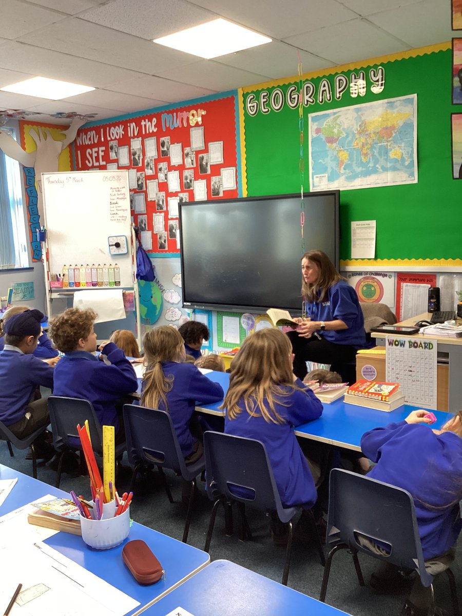 St John's Primary Academy tweet media