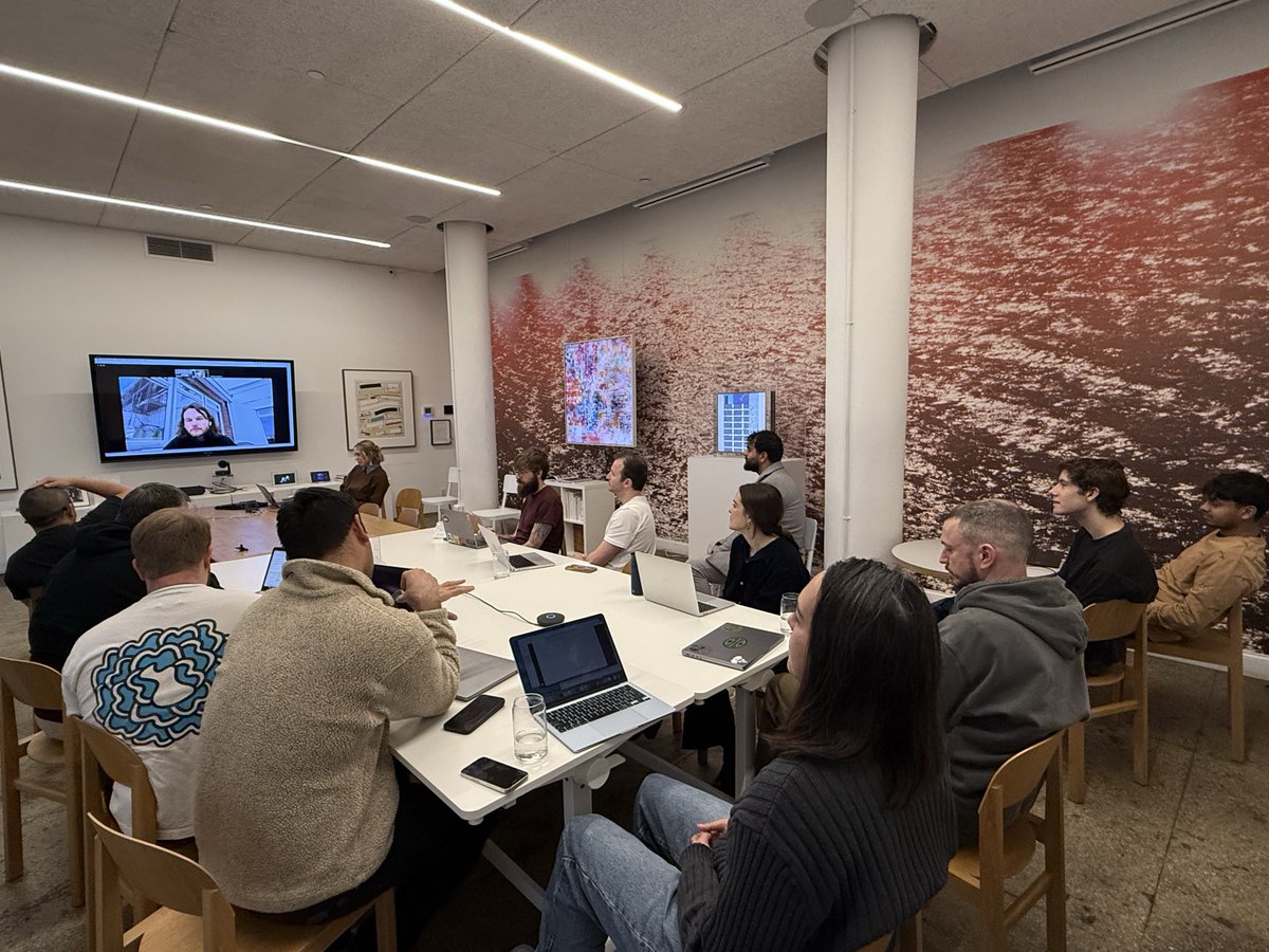 Jordan Crook tweet media