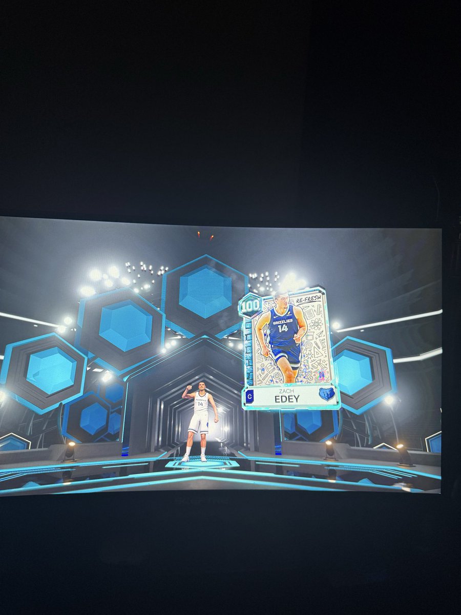 C J 🪦🧟‍♂️🏚️ tweet media