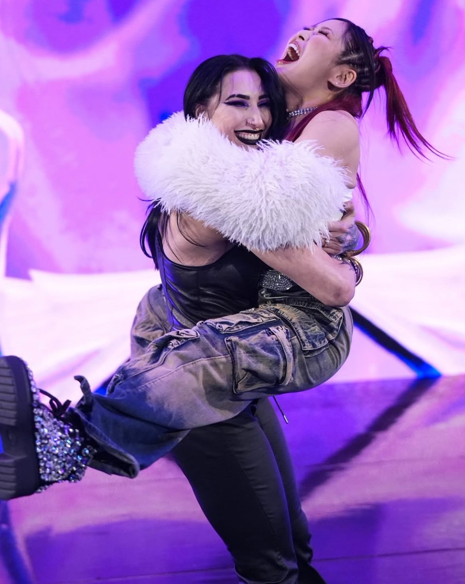 WrestlingWorldCC tweet media