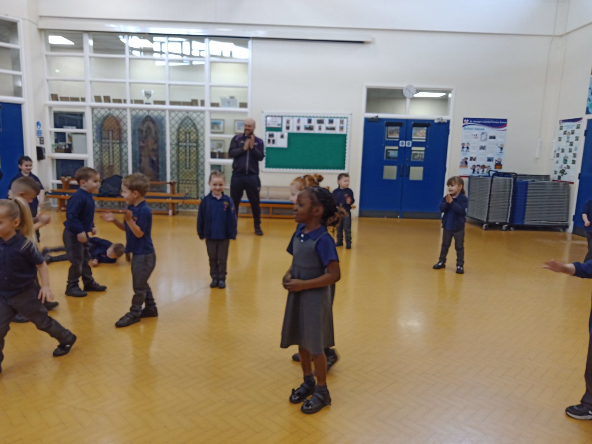 @MrsRSGC tweet media