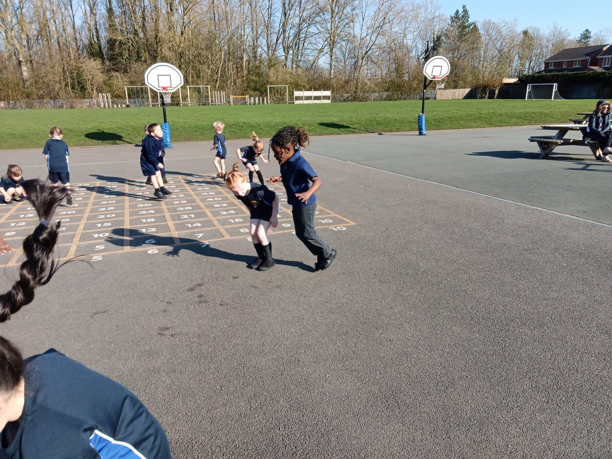 @MrsRSGC tweet media