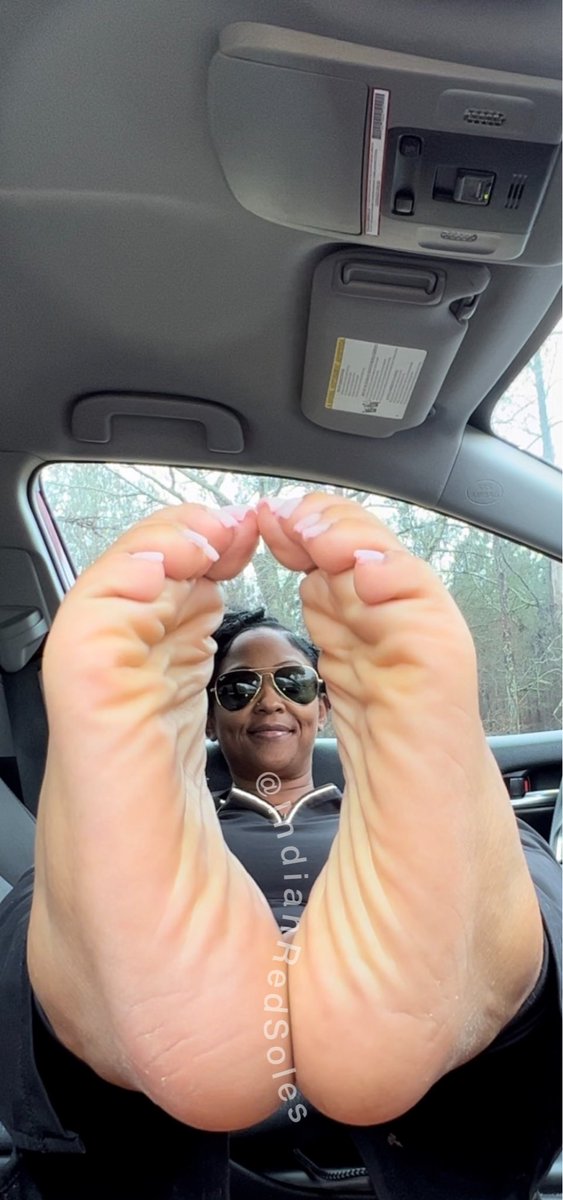 FeetMemez (MALE OWNER) tweet media