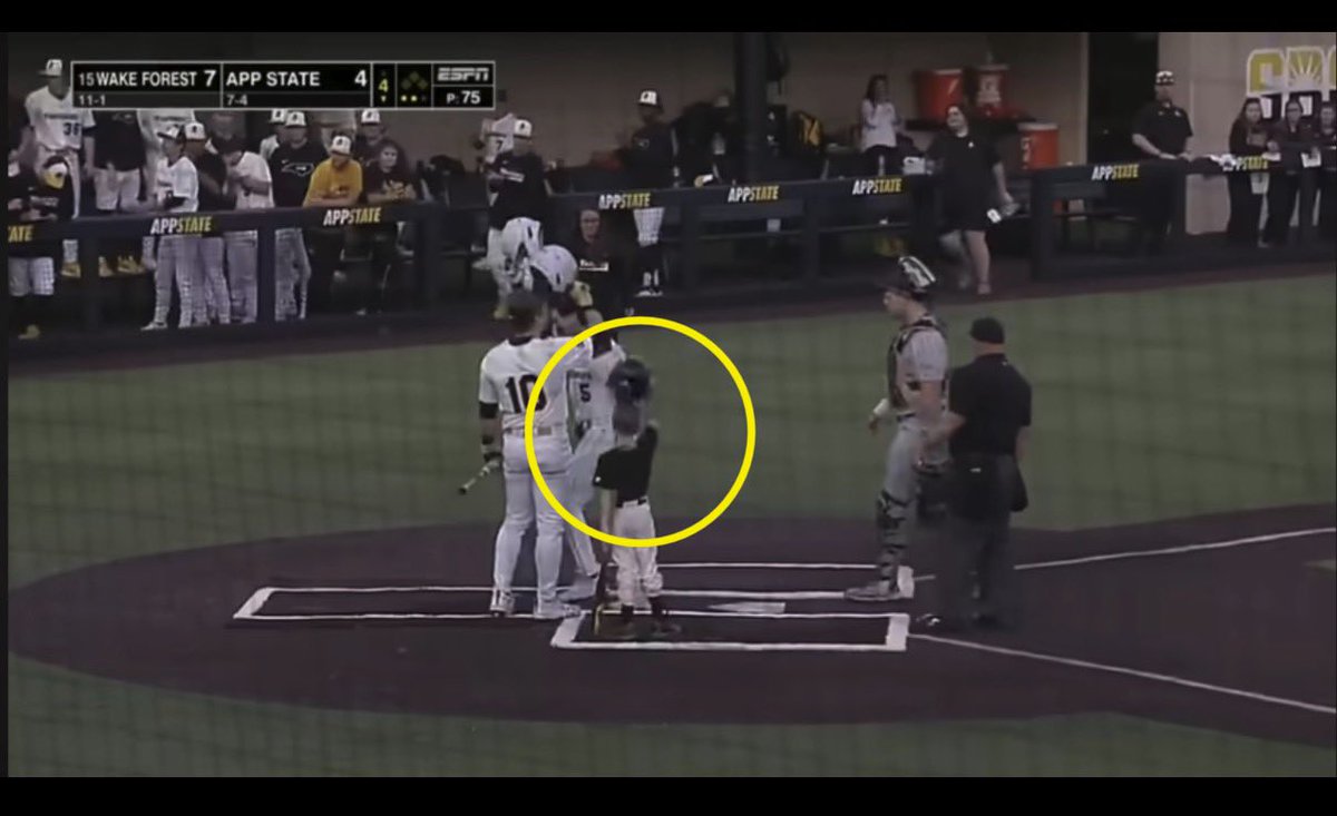 Andrew Howard tweet media