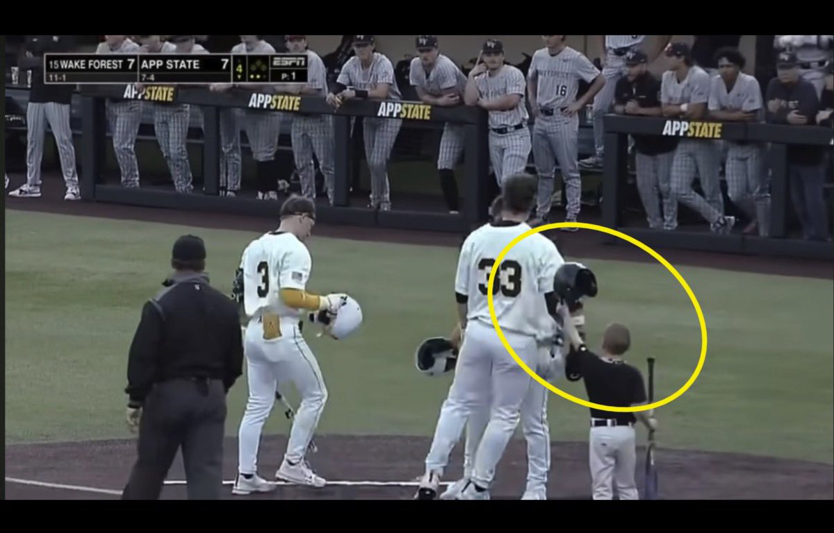 Andrew Howard tweet media