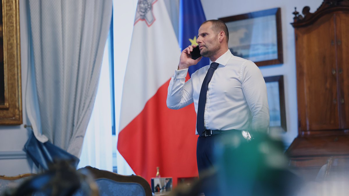 Robert Abela tweet media