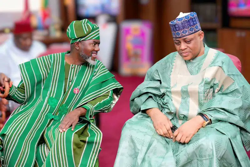 JeffOkoroafor's tweet photo. This is unacceptable. Diplomatic posts are meant to project Nigeria’s best image abroad, yet @renoomokri and @realFFK are being rewarded with ambassadorial roles. Nigeria deserves better than political patronage disguised as diplomacy.

Even Ayo Oke is now an ambassador, damn!!! https://t.co/ax9YUtNJjN