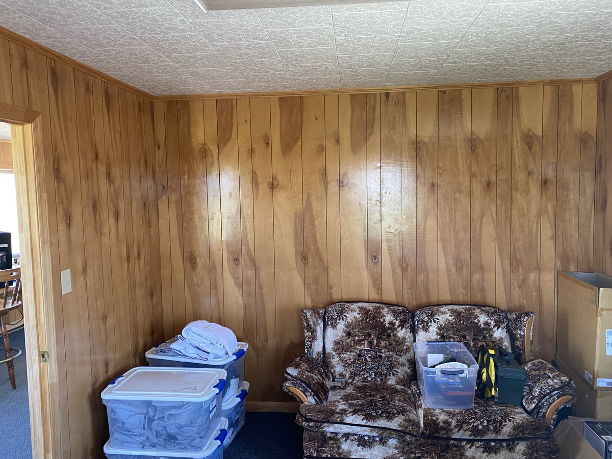 FF_DiamondHawks's tweet photo. Big changes to the press box!  Progress.  More to come!! #HawksUp https://t.co/zuU3SQfvrs