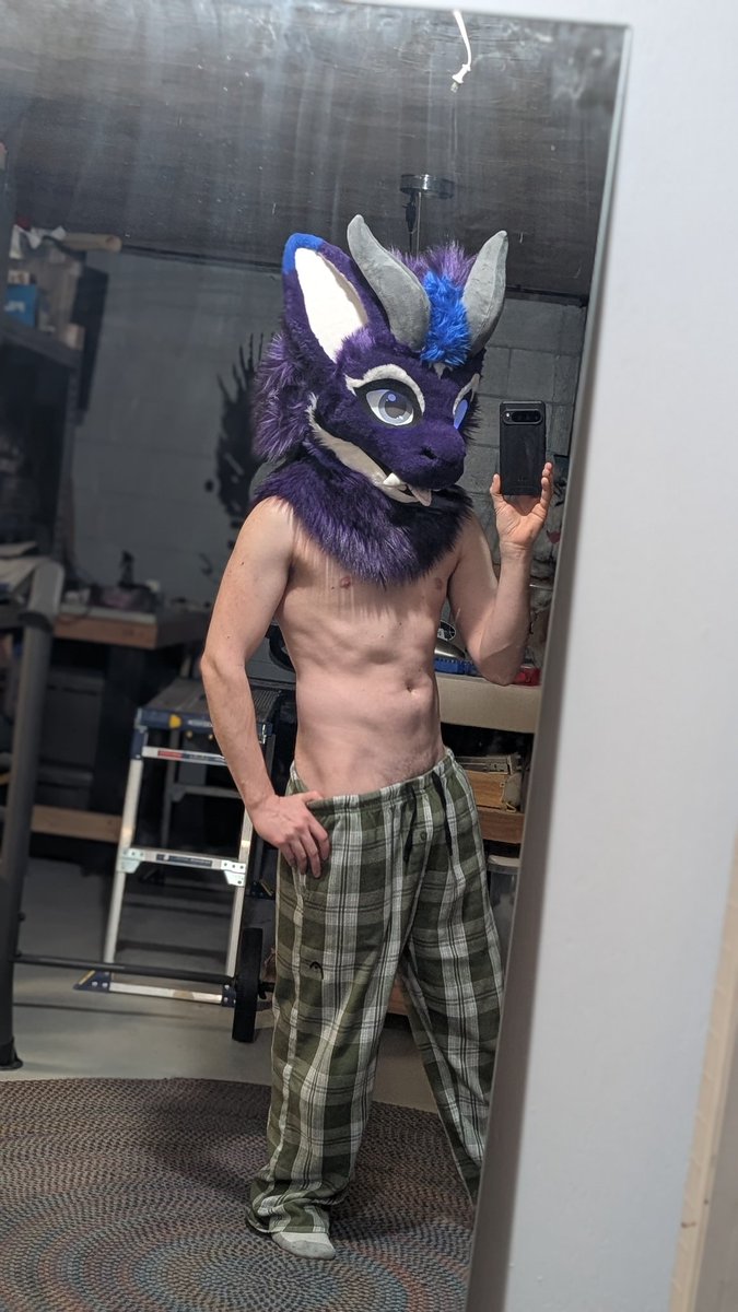 midnight 🔞 tweet media