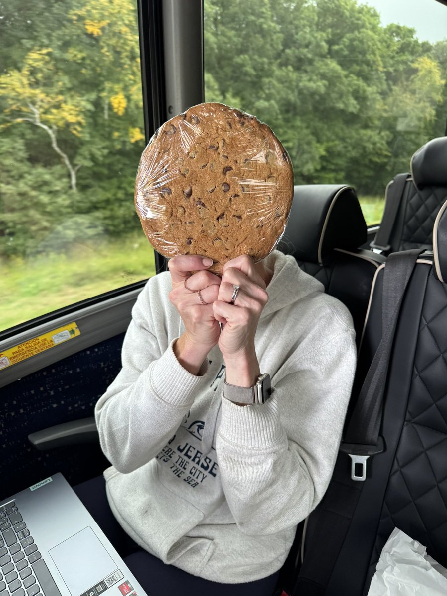 Compass Coach Lines tweet media