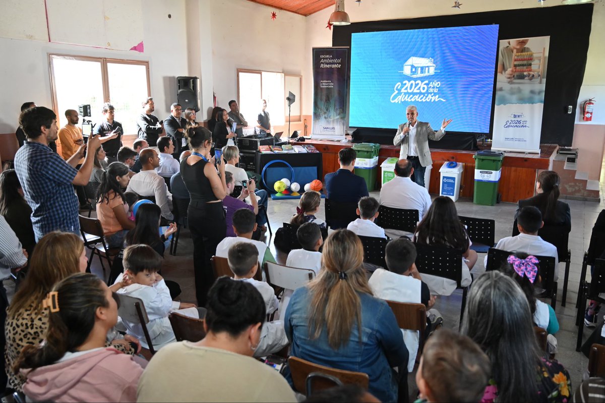 SAN PABLO - Gracias por la cordial bienvenida a la comunidad educativa de la Escuela Nro 76 “Luisa Quiroga de Lucero” de la Localidad de San Pablo. Además de visitar el avance de las obras de refacciones de la Escuela, lanzamos el Programa Provincial de la ESCUELA AMBIENTAL