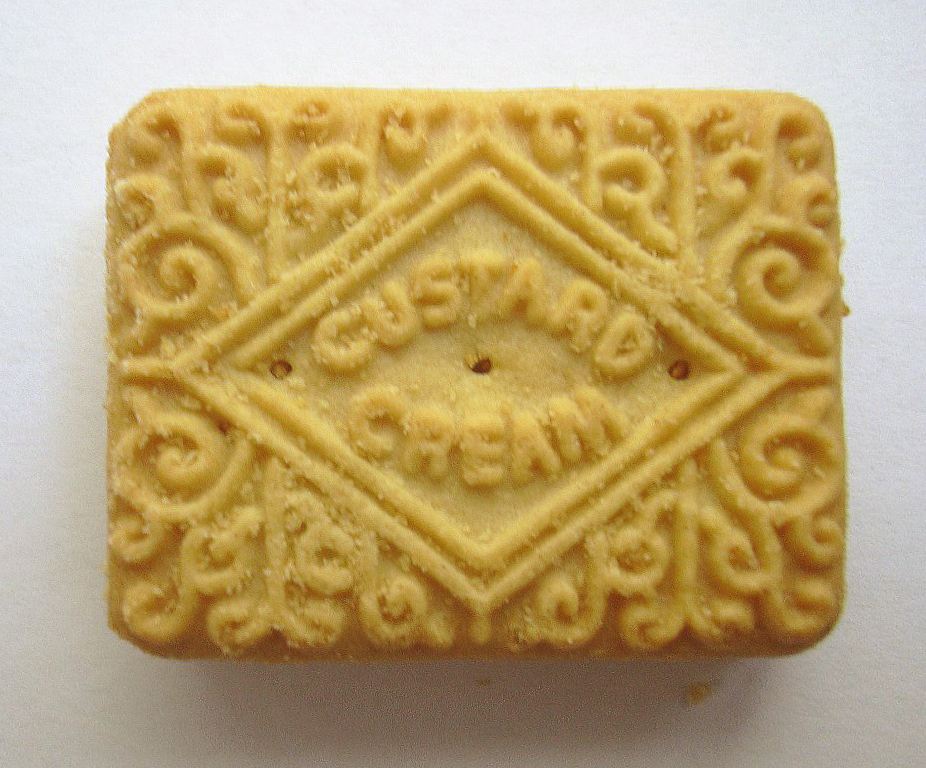 MajorRec1's tweet photo. How's your pub quiz general knowledge?

We were today years old when we found out what the squiggles on a custard cream (best biscuit out there) actually are.

Do you know?

#custardcream #biscuits #bitoffun https://t.co/y2E6aPJ3bP