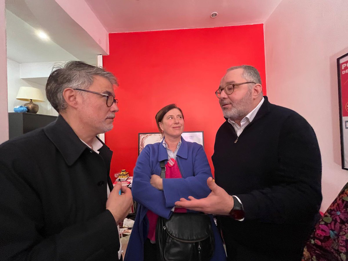 RachidTemal's tweet photo. À #Cergy avec @faureolivier pour soutenir @Jp_Jeandon, Maire de Cergy, son équipe « Cergy, c’est nous ! » et son projet ambitieux pour améliorer la vie des habitants.

Dès le 15 mars choisissez le bulletin de vote #Jeandon, le seul qui rassemble la gauche et l’écologiste. https://t.co/ljoh0KkwSL