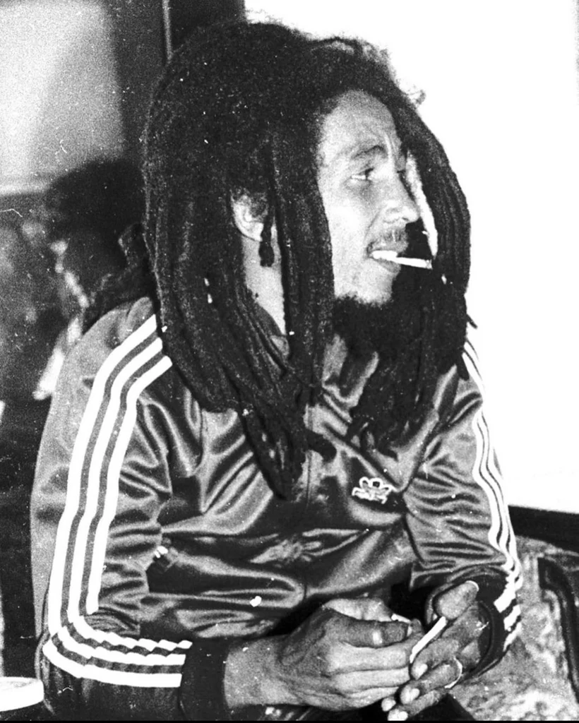 benjamin tweet media