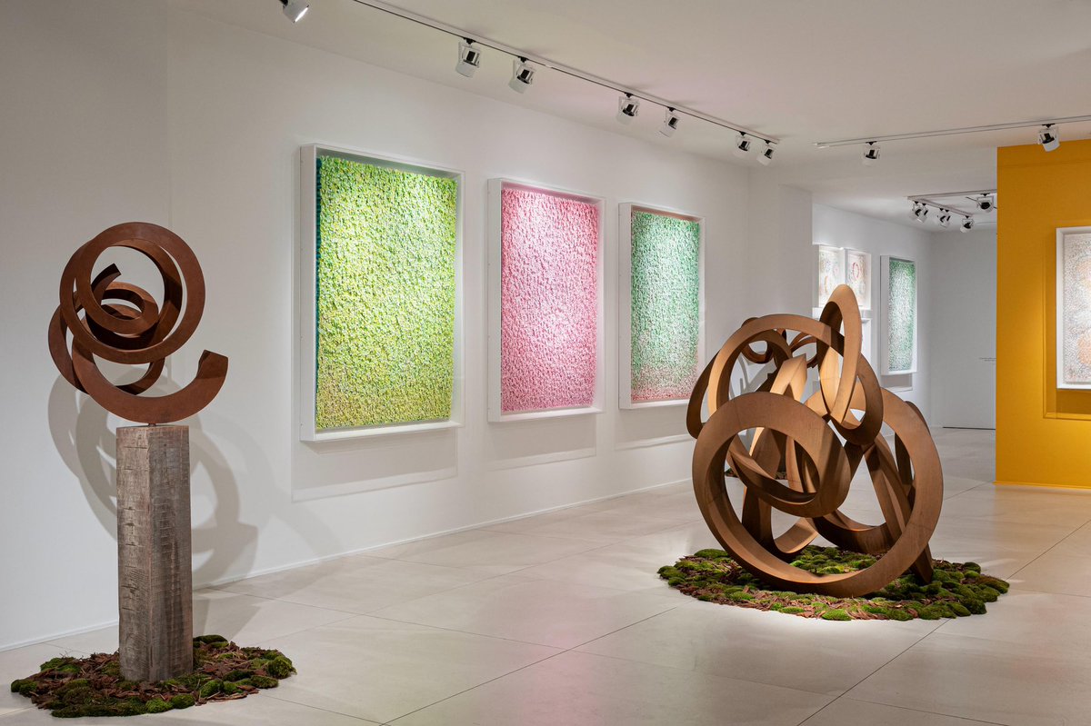 Opera Gallery tweet media