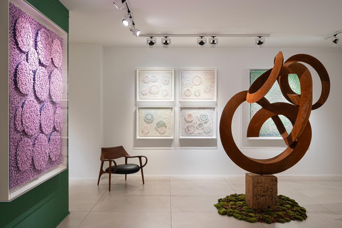 Opera Gallery tweet media