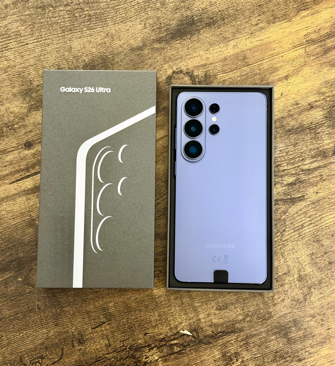 Holly - I like tech tweet media